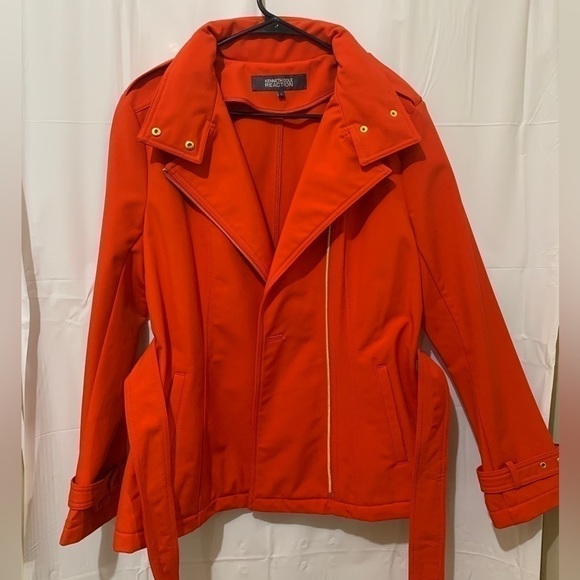 KENNETH COLE REACTION Red with gold zipper long sleeve jacket, size L - Picture 2 of 6